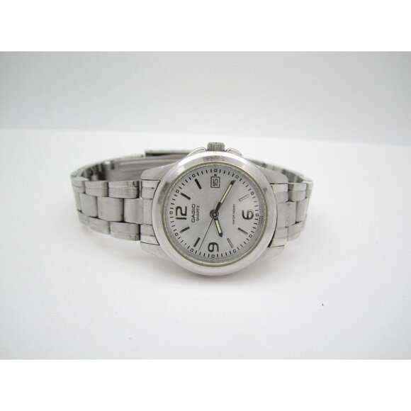 Women Casio Quartz WR Analog 27mm Round Watch (H712) "New Battery" LTP1215 - Picture 6 of 9